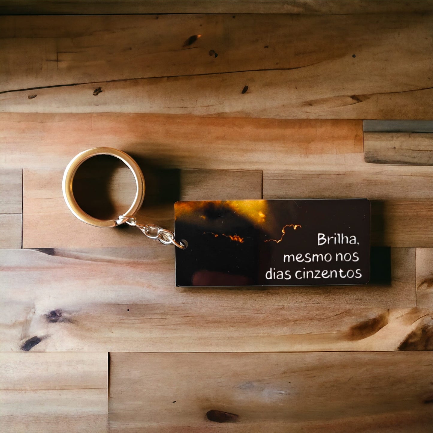 Porta-chaves – “Brilha mesmo nos dias cinzentos”