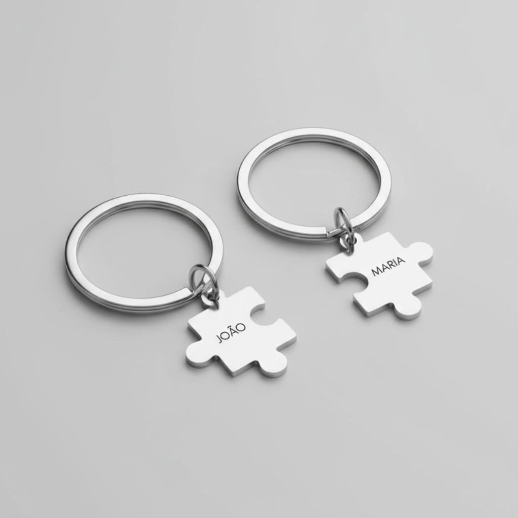 Porta chaves em forma de puzzle, são dois porta chaves para oferecer a quem mais ama