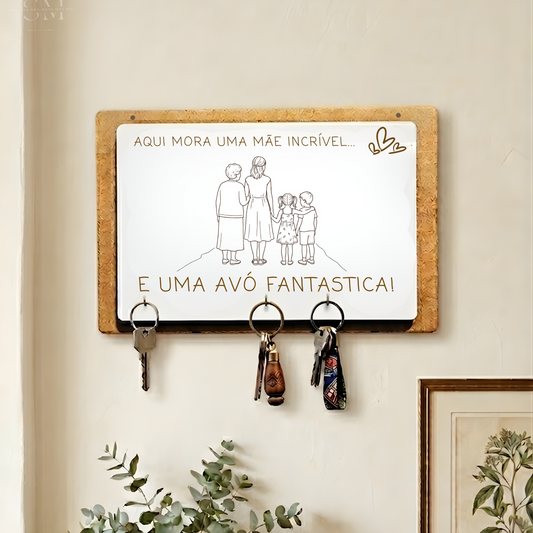 Chaveiro “Aqui vive uma mãe e avó” – presente Dia da Mãe